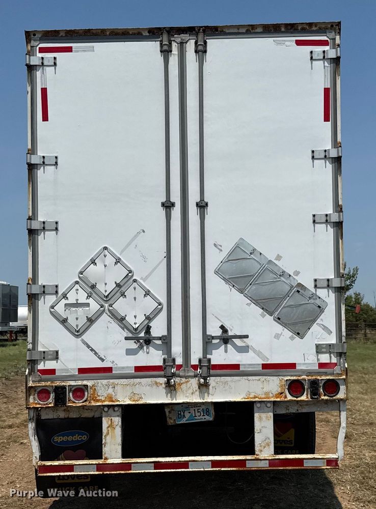 image for item EG6099 2010 Wabash dry van trailer