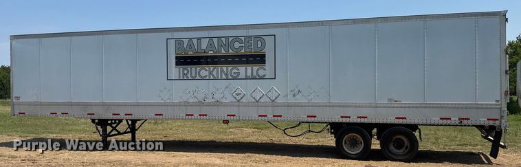 image for item EG6099 2010 Wabash dry van trailer