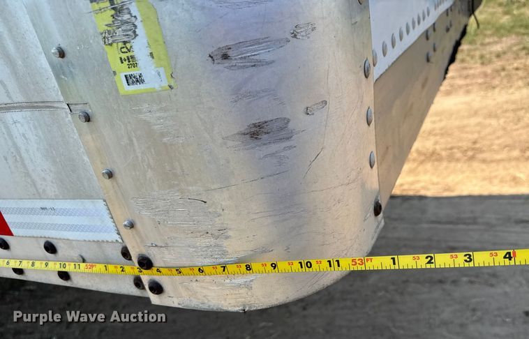 image for item EG6099 2010 Wabash dry van trailer