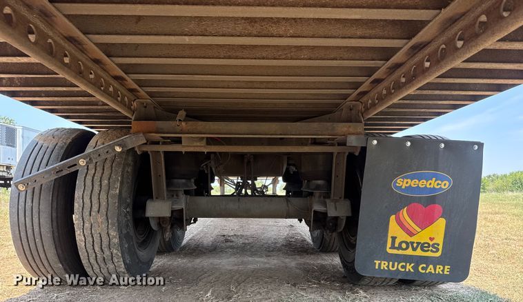 image for item EG6099 2010 Wabash dry van trailer