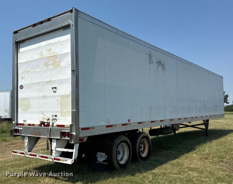 image for item EG6100 2006 Utility VS2RA refrigerated van trailer