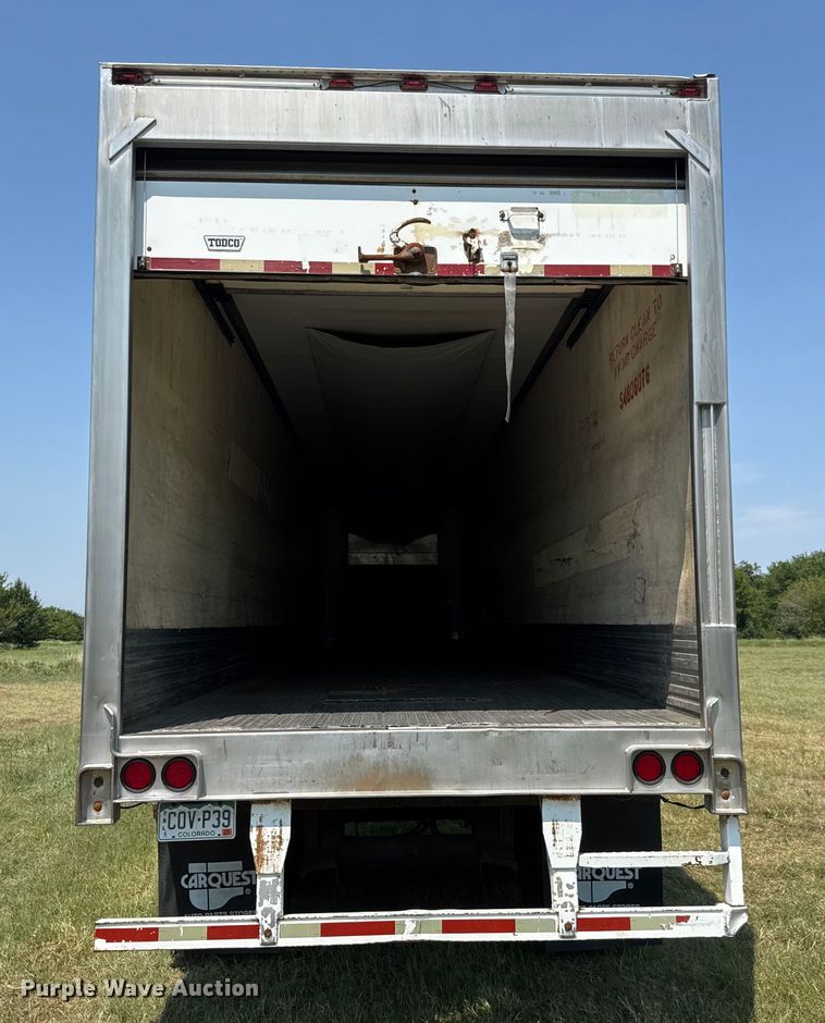 image for item EG6100 2006 Utility VS2RA refrigerated van trailer