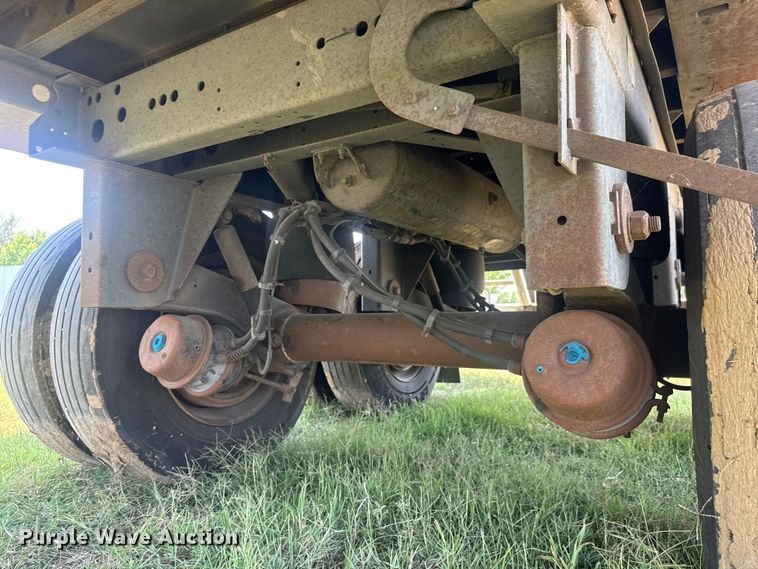 image for item EG6100 2006 Utility VS2RA refrigerated van trailer