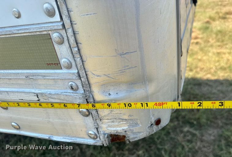 image for item EG6100 2006 Utility VS2RA refrigerated van trailer