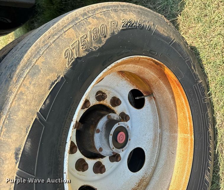 image for item EG6100 2006 Utility VS2RA refrigerated van trailer