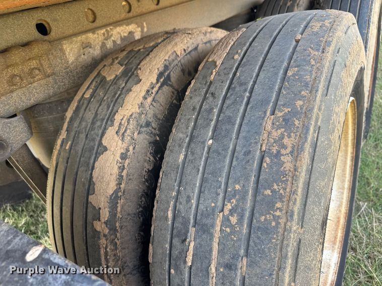 image for item EG6100 2006 Utility VS2RA refrigerated van trailer