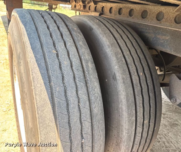 image for item EG6102 2013 Wabash DVCVHPC dry van trailer