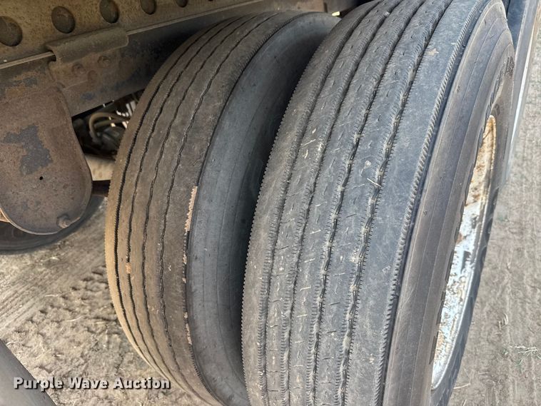 image for item EG6102 2013 Wabash DVCVHPC dry van trailer