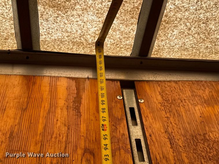 image for item EG6103 2002 Wabash DVCVHSA dry van trailer