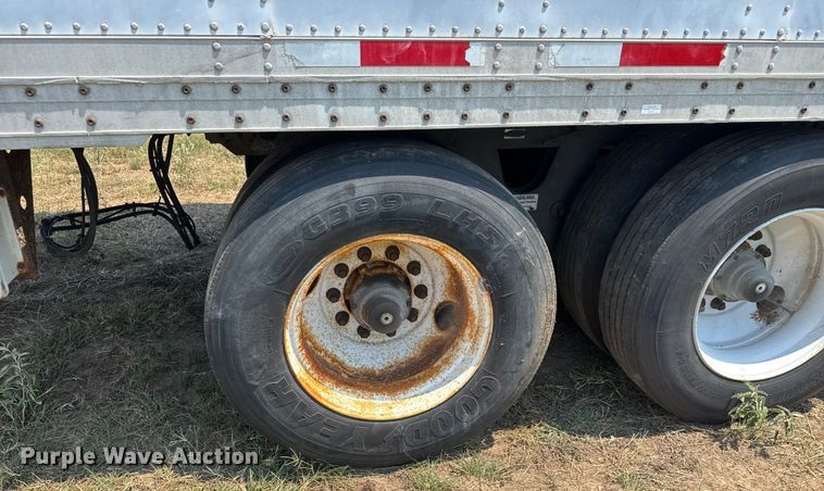 image for item EG6103 2002 Wabash DVCVHSA dry van trailer