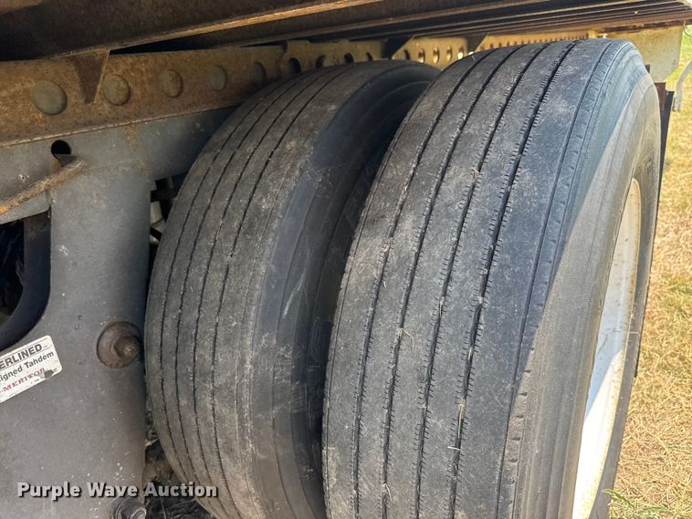 image for item EG6103 2002 Wabash DVCVHSA dry van trailer