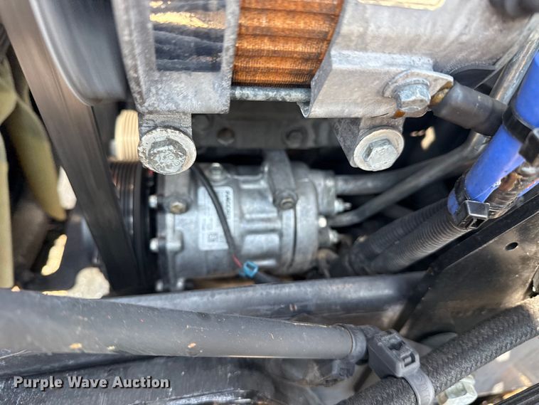 image for item EG6111 2011 Kenworth T800 semi truck