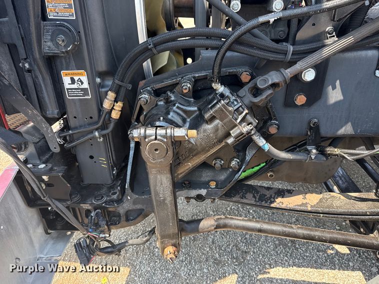 image for item EG6111 2011 Kenworth T800 semi truck