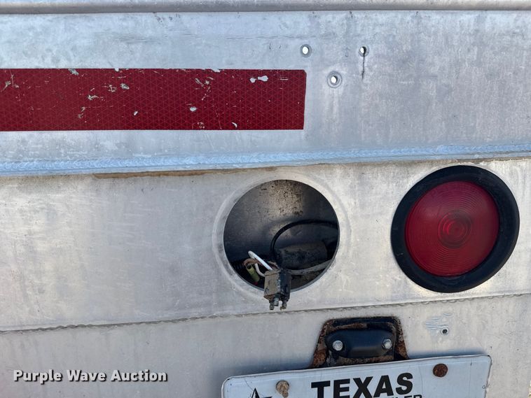 image for item EG6113 2012 Dragon Products LTD. vacuum trailer