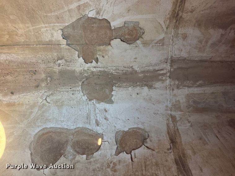 image for item EG6113 2012 Dragon Products LTD. vacuum trailer