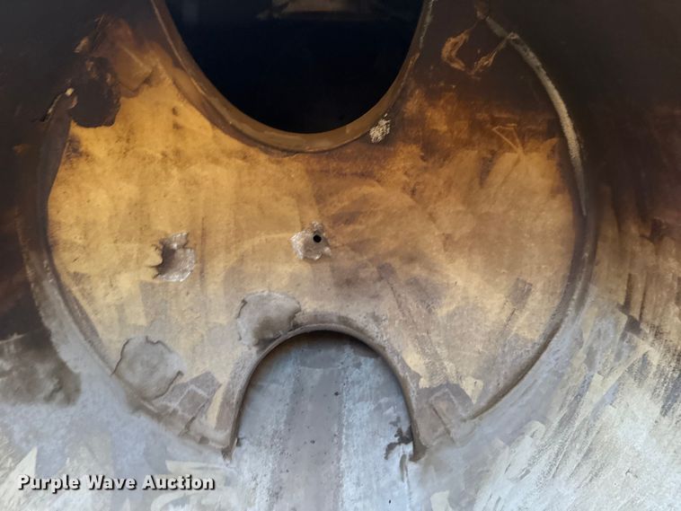 image for item EG6113 2012 Dragon Products LTD. vacuum trailer