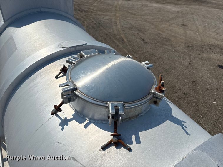 image for item EG6113 2012 Dragon Products LTD. vacuum trailer