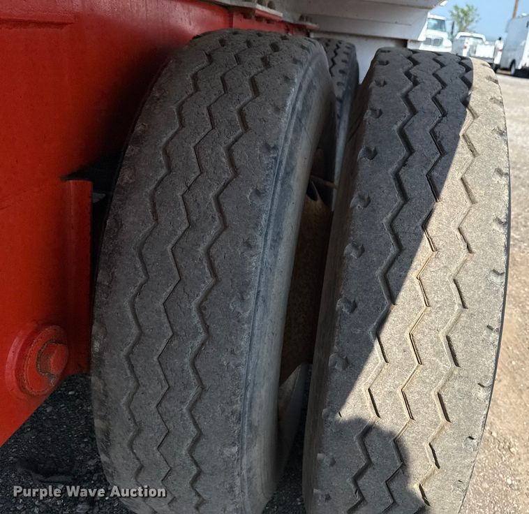 image for item EG6113 2012 Dragon Products LTD. vacuum trailer