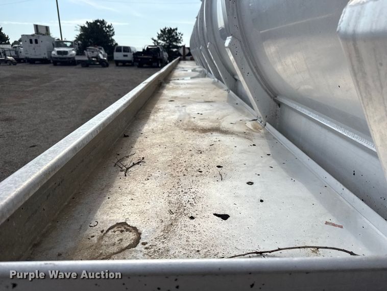 image for item EG6126 2012 Dragon Products LTD. vacuum trailer