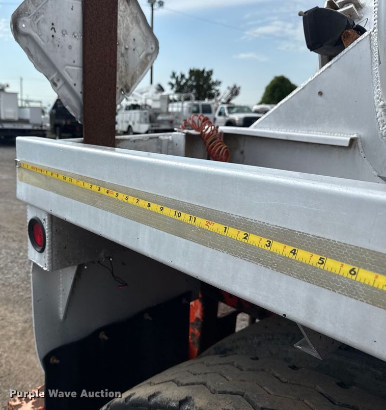 image for item EG6126 2012 Dragon Products LTD. vacuum trailer