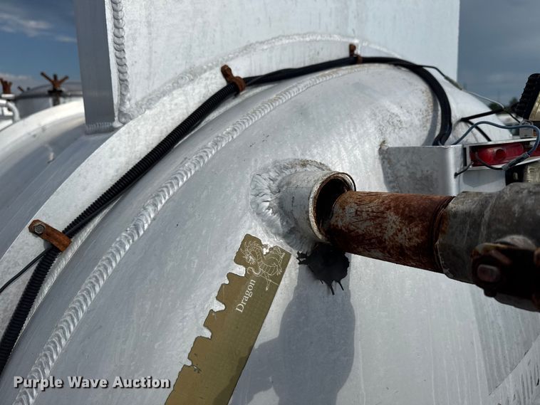 image for item EG6126 2012 Dragon Products LTD. vacuum trailer