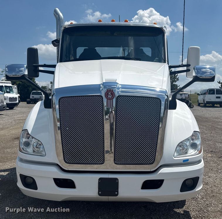 CAMIóN 2020 KENWORTH