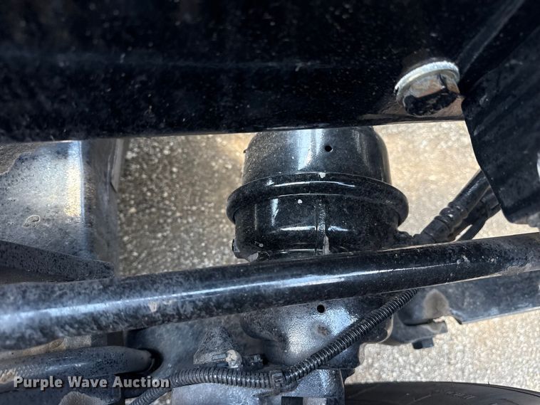 image for item EG6135 2020 Kenworth T680 semi truck