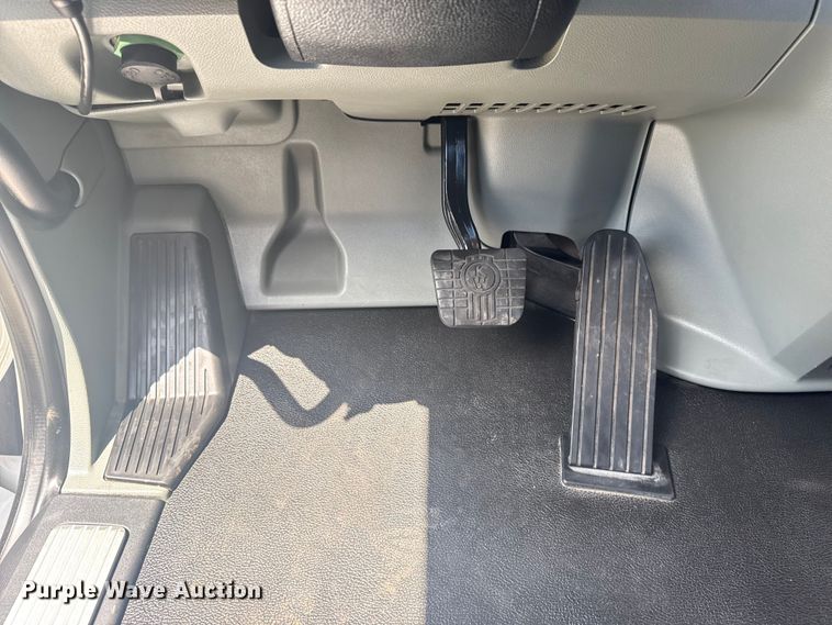 image for item EG6135 2020 Kenworth T680 semi truck