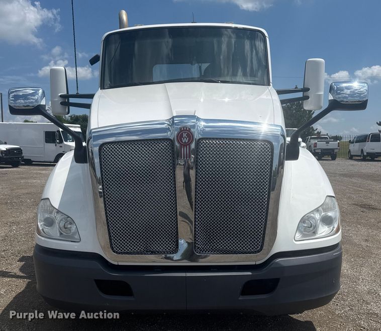 CAMIóN 2018 KENWORTH