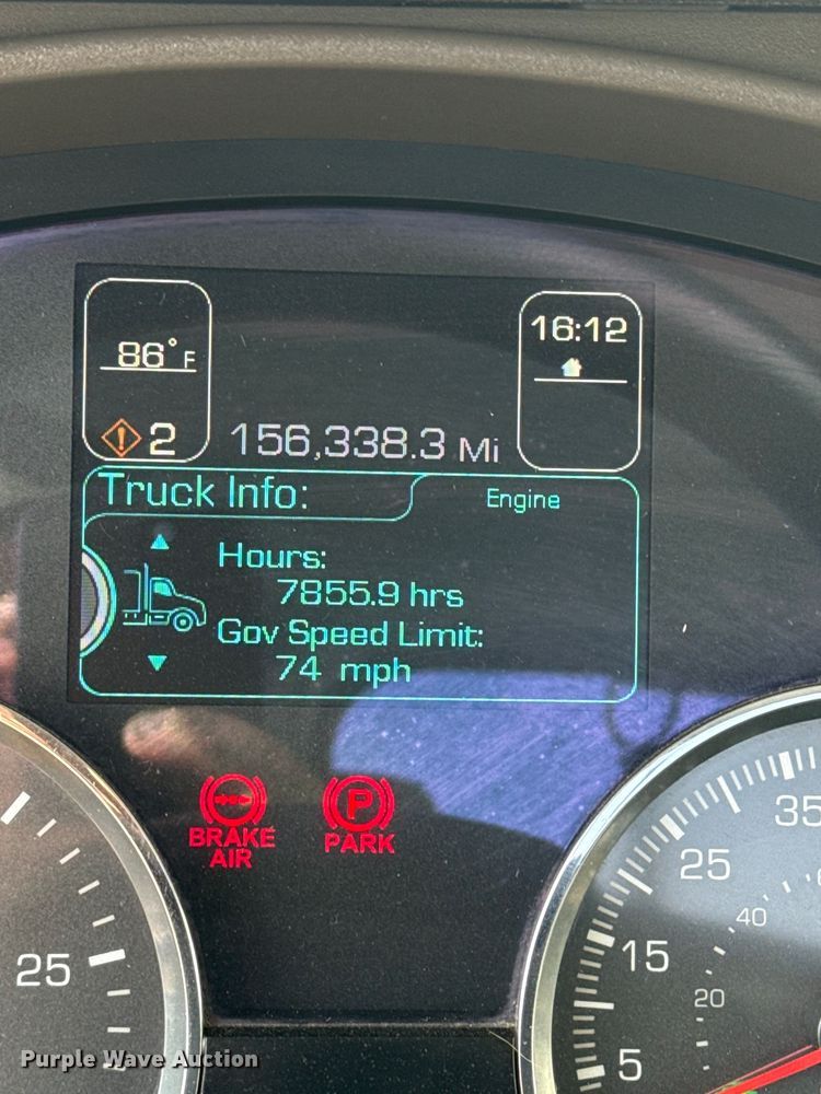 image for item EG6137 2018 Kenworth T680 semi truck