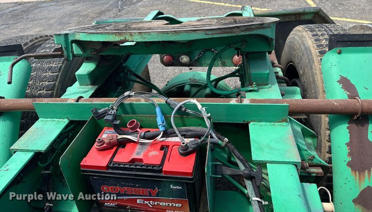 image for item EG8179 1994 Ford L9000 semi truck