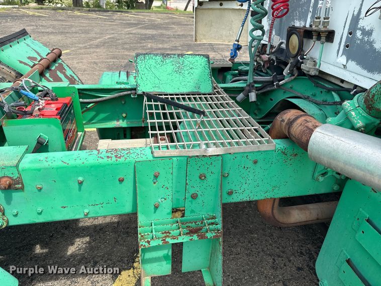 image for item EG8179 1994 Ford L9000 semi truck