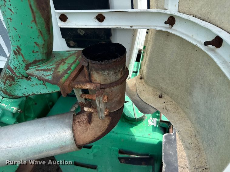 image for item EG8179 1994 Ford L9000 semi truck