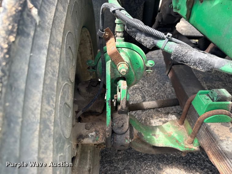 image for item EG8179 1994 Ford L9000 semi truck