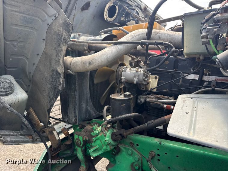 image for item EG8179 1994 Ford L9000 semi truck