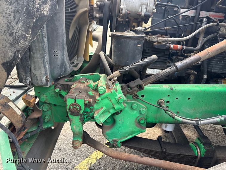 image for item EG8179 1994 Ford L9000 semi truck