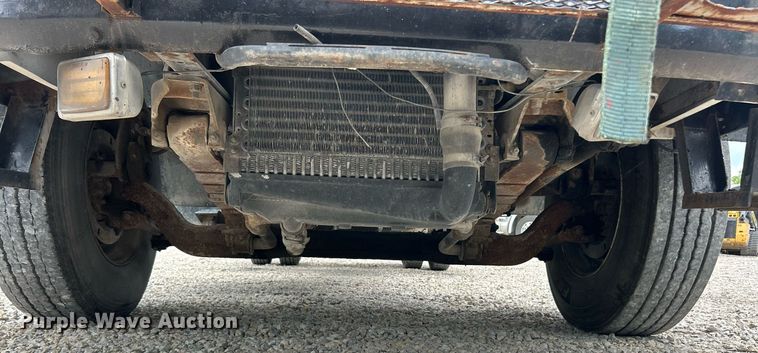 image for item EK8318 1995 Ford CF8000 truck cab and chassis