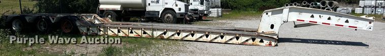 image for item EK8456 1996 Trail King lowboy equipment trailer