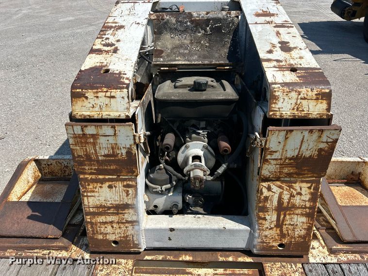 image for item EK8456 1996 Trail King lowboy equipment trailer