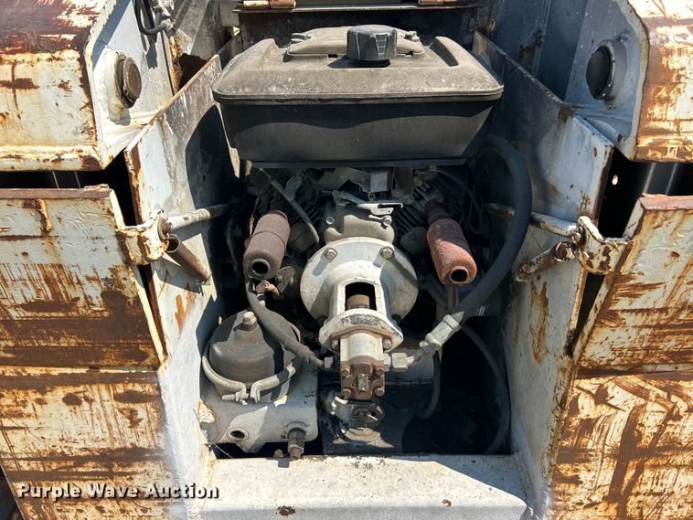 image for item EK8456 1996 Trail King lowboy equipment trailer