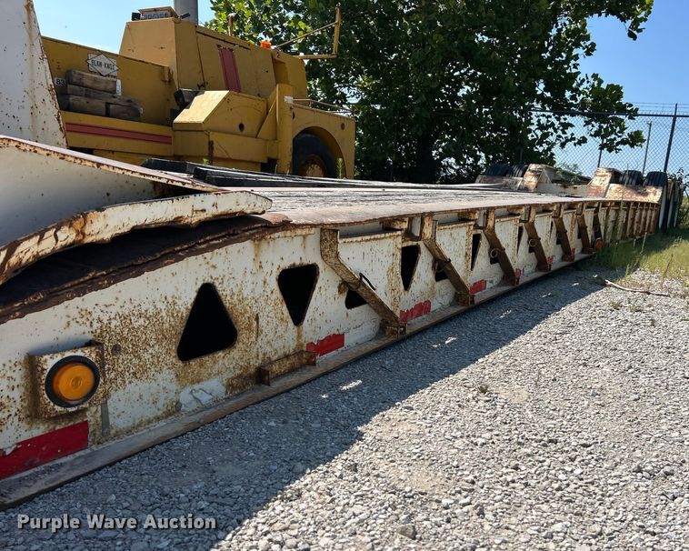 image for item EK8456 1996 Trail King lowboy equipment trailer