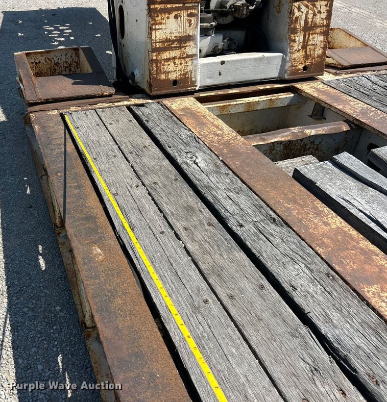 image for item EK8456 1996 Trail King lowboy equipment trailer