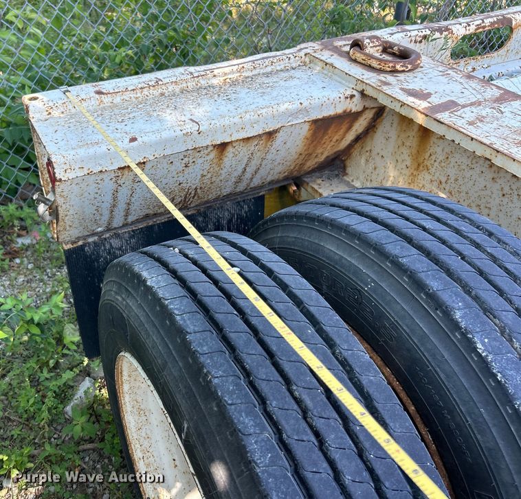 image for item EK8456 1996 Trail King lowboy equipment trailer