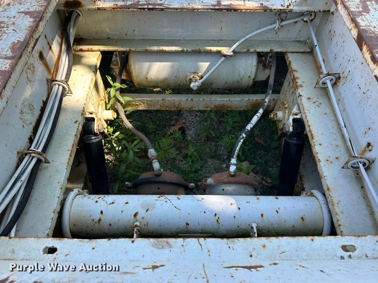 image for item EK8456 1996 Trail King lowboy equipment trailer