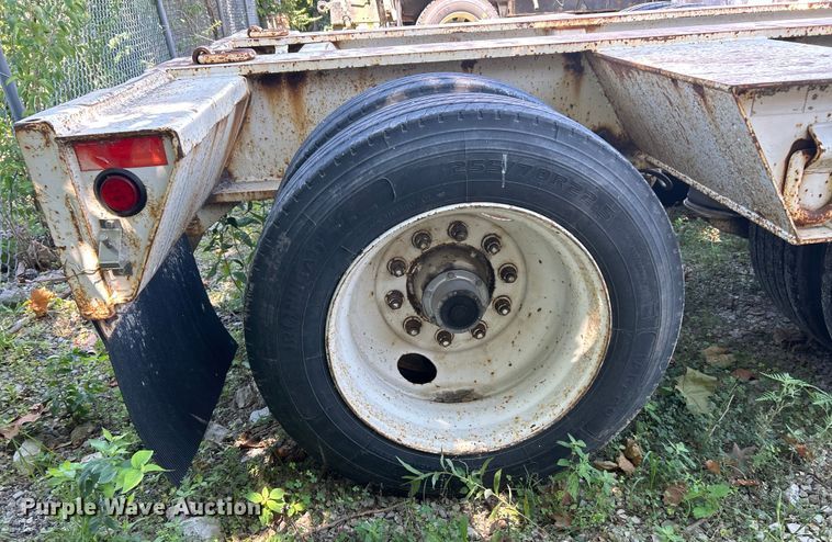 image for item EK8456 1996 Trail King lowboy equipment trailer