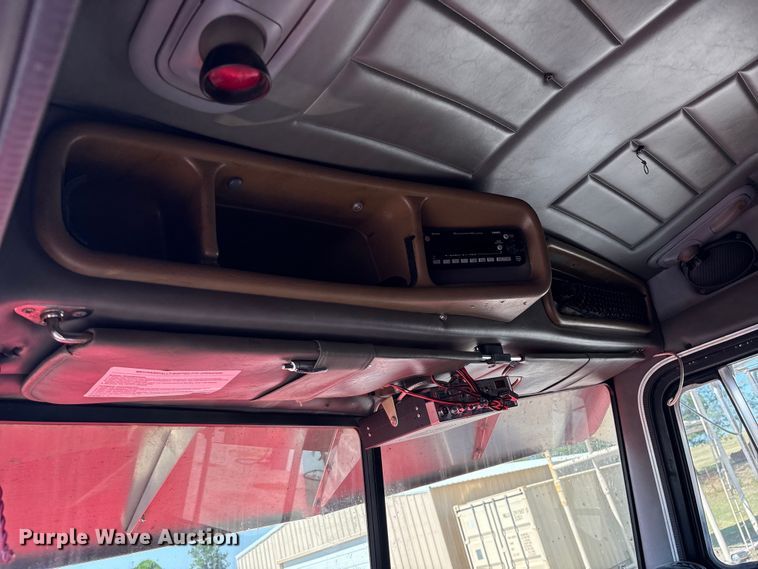 image for item EM0523 2001 Peterbilt 379 semi truck