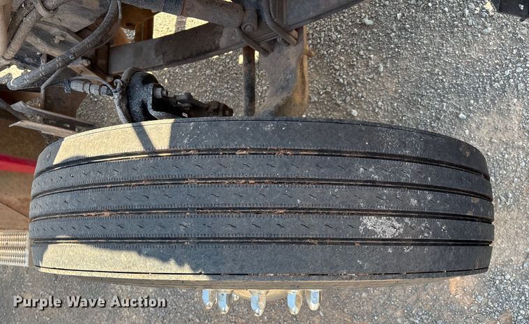 image for item EM0523 2001 Peterbilt 379 semi truck