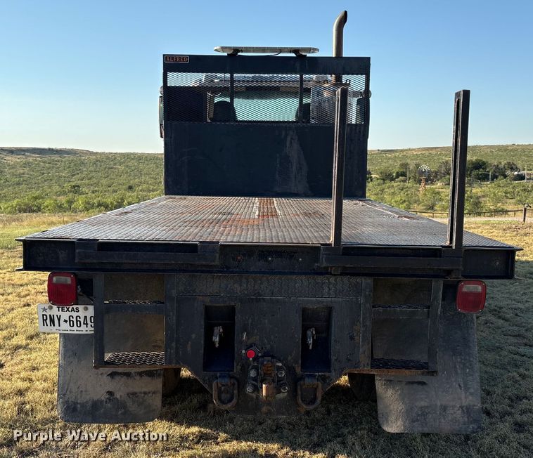 image for item EM0524 2009 International Pro Star flatbed truck