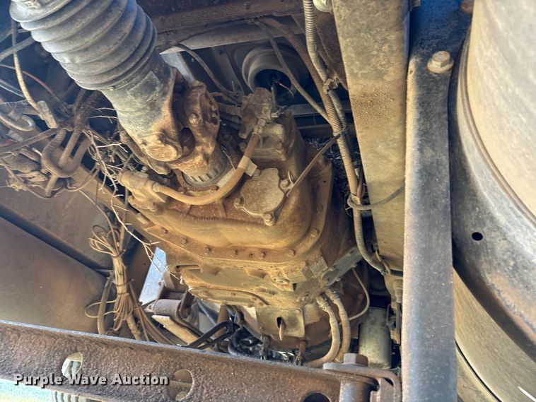 image for item EM0524 2009 International Pro Star flatbed truck