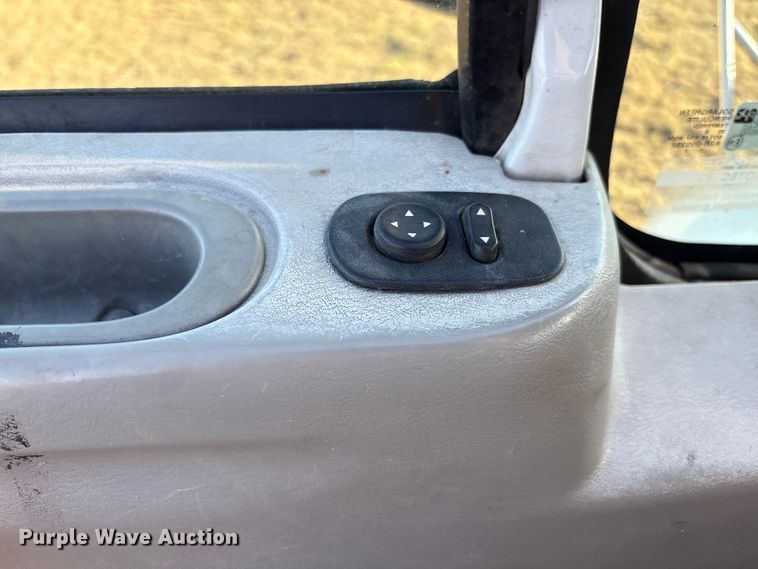 image for item EM0524 2009 International Pro Star flatbed truck